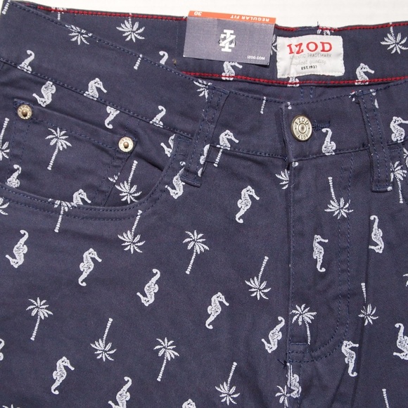 IZOD regular fit shorts sea horse palm tree print - Picture 2 of 3
